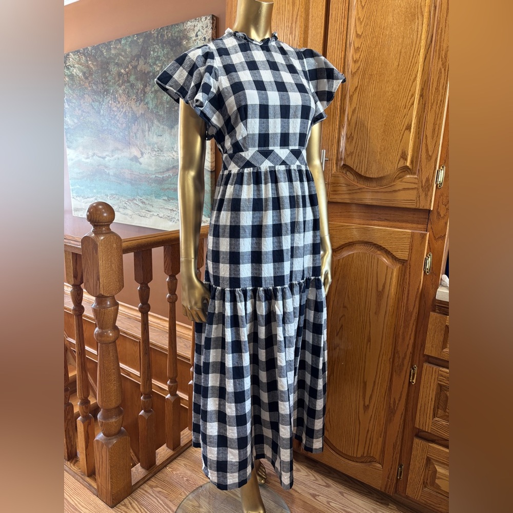 Checkered Maxi Dress - Picture 3 of 11